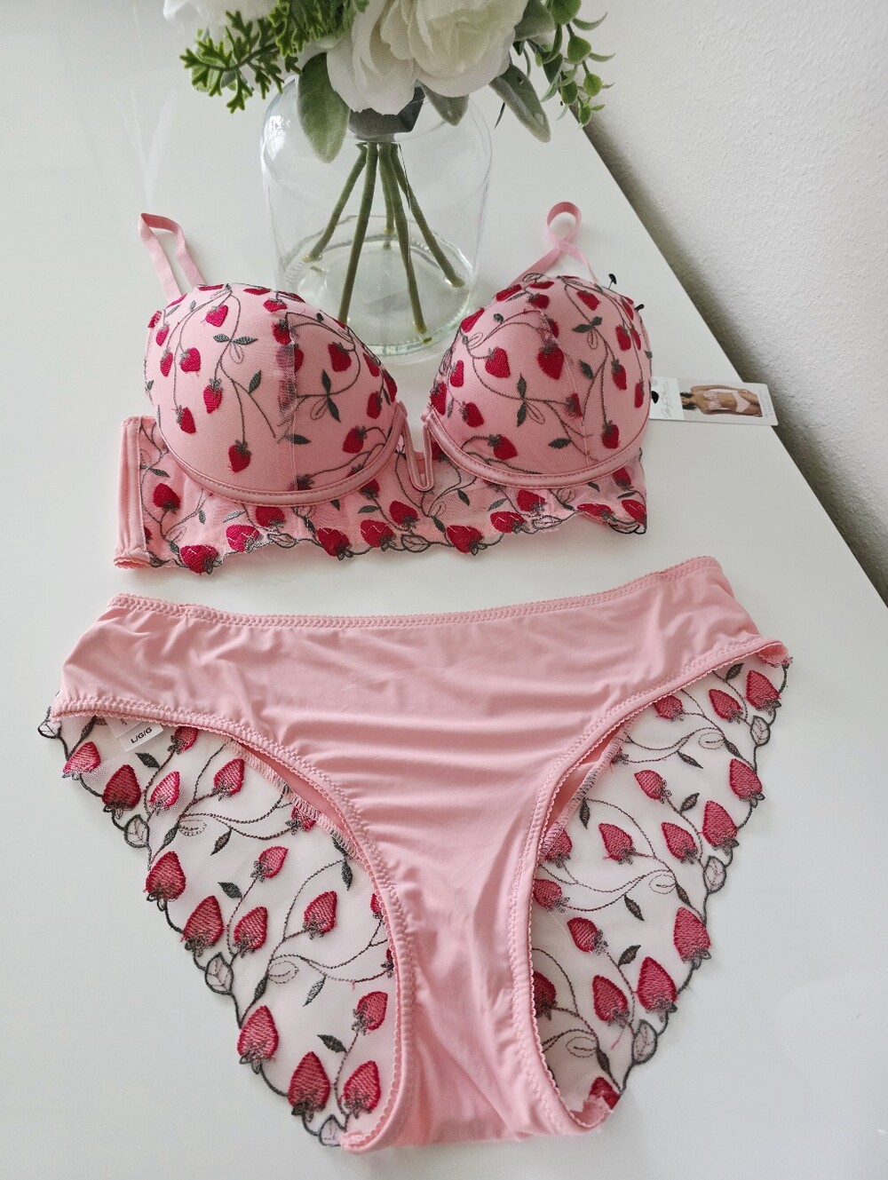 MARILYN MONROE🍓 Mega Bump Bra & Tanga Set SIZE 36C/L